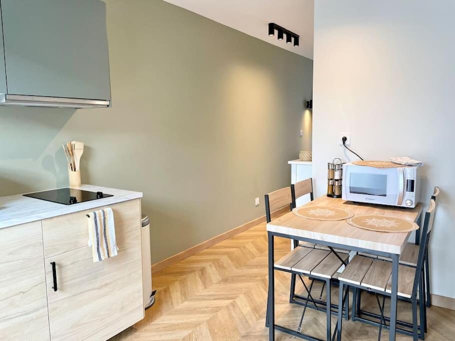 Le Flachet - Climatisation - Wifi Appartement Villeurbanne Buitenkant foto