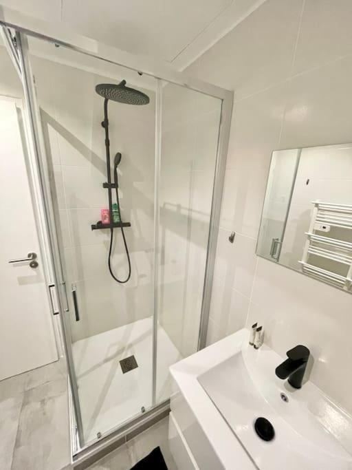 Le Flachet - Climatisation - Wifi Appartement Villeurbanne Buitenkant foto